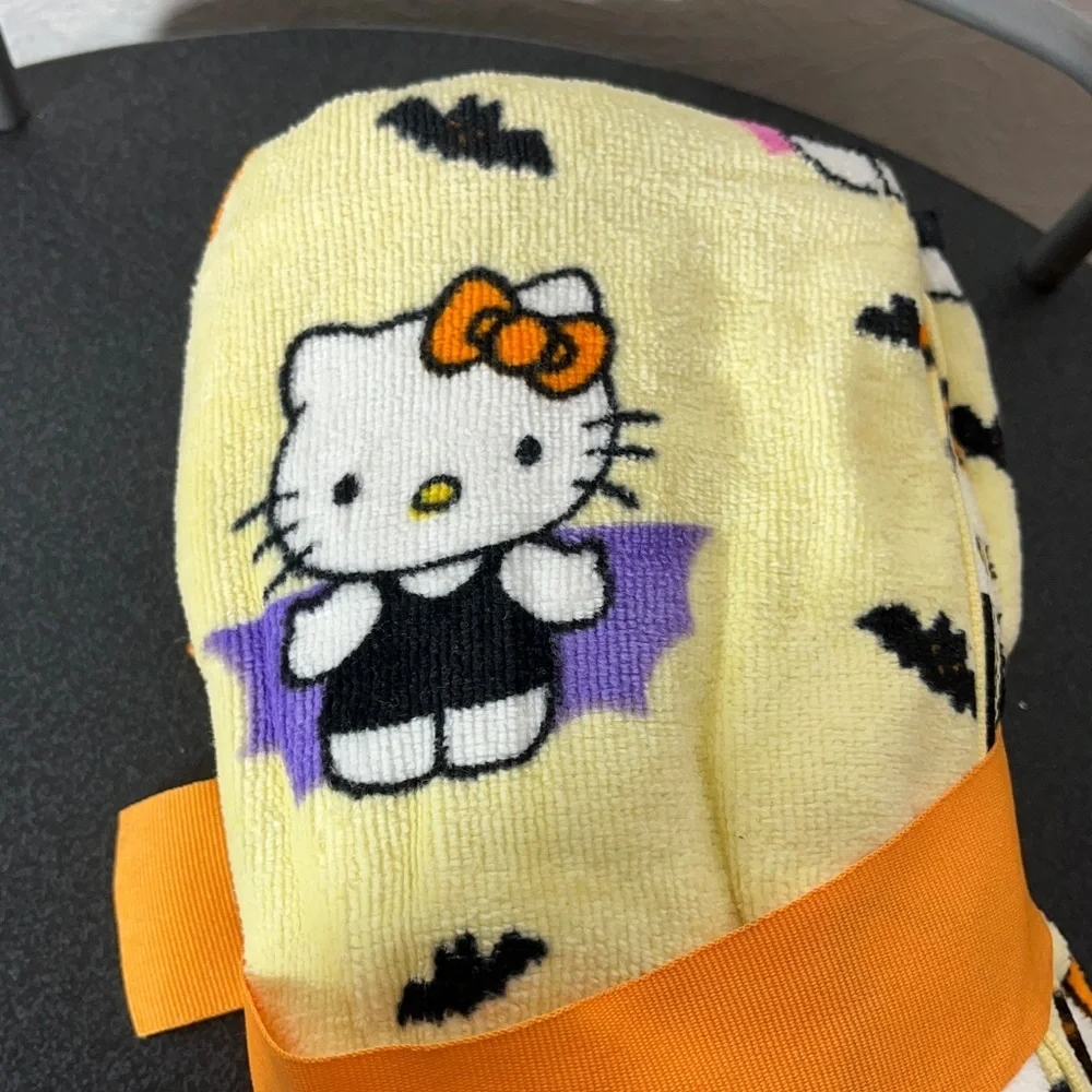 Hello Kitty NEW - 2 hand towels - Yellow with kitty costume and bats